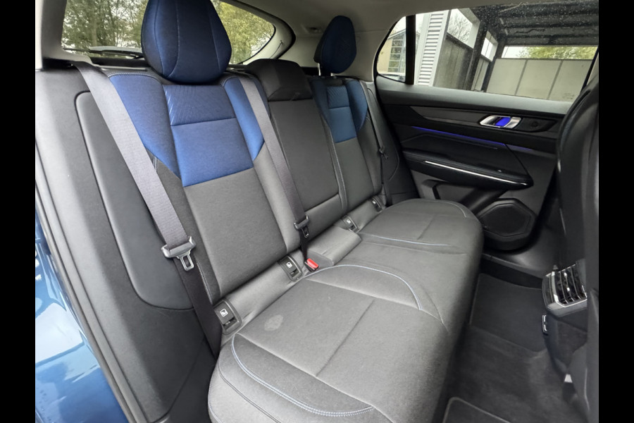 Lynk & Co 01 1.5 Panoramadak/360 Camera/Clima/Cruise/Stoelverwarming/Apple-carplay