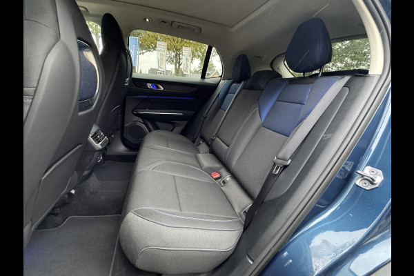 Lynk & Co 01 1.5 Panoramadak/360 Camera/Clima/Cruise/Stoelverwarming/Apple-carplay