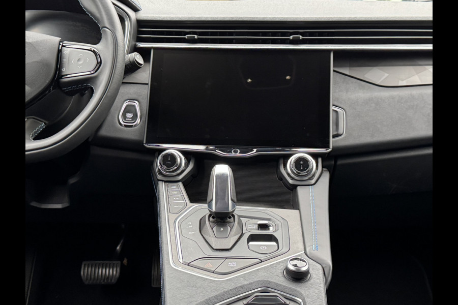 Lynk & Co 01 1.5 Panoramadak/360 Camera/Clima/Cruise/Stoelverwarming/Apple-carplay