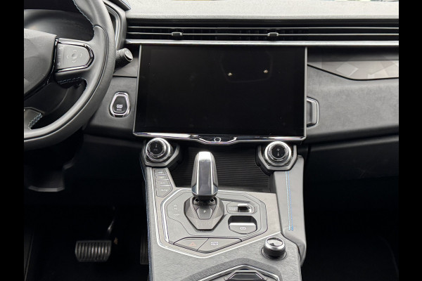 Lynk & Co 01 1.5 Panoramadak/360 Camera/Clima/Cruise/Stoelverwarming/Apple-carplay