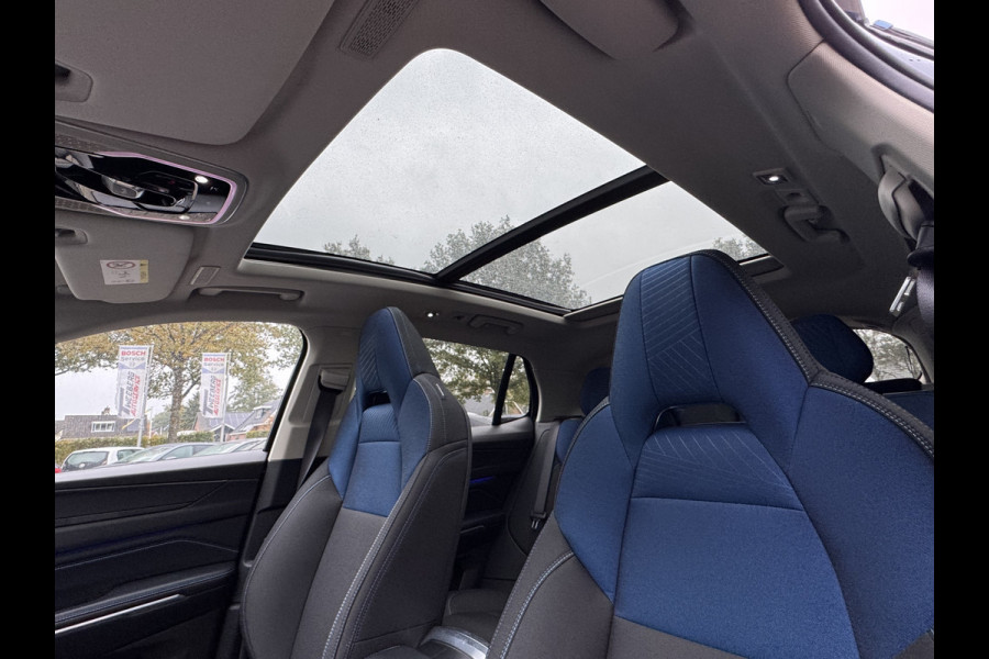 Lynk & Co 01 1.5 Panoramadak/360 Camera/Clima/Cruise/Stoelverwarming/Apple-carplay