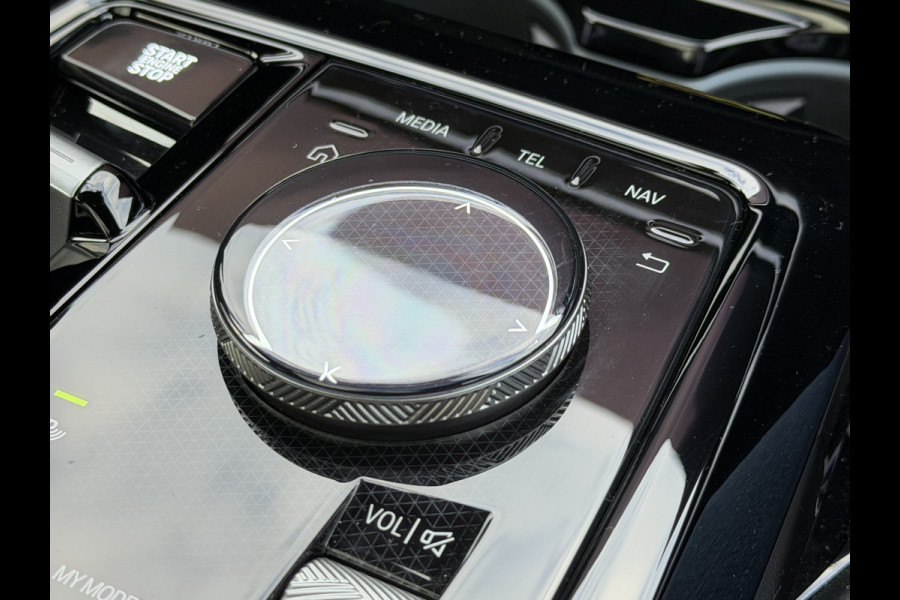 BMW 5 Serie Touring 540d xDrive FULL OPTION Leer/Pano/Camera/Trekhaak/ 21 inch