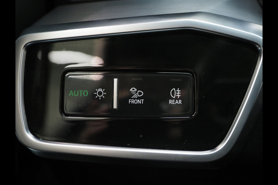 Audi A6 Avant 55 TFSI e quattro Competition | Panoramadak | RS Stoelen | Chameleon | Sfeerverlichting | Adaptive Cruise