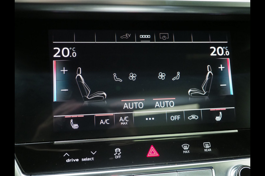 Audi A6 Avant 55 TFSI e quattro Competition | Panoramadak | RS Stoelen | Chameleon | Sfeerverlichting | Adaptive Cruise