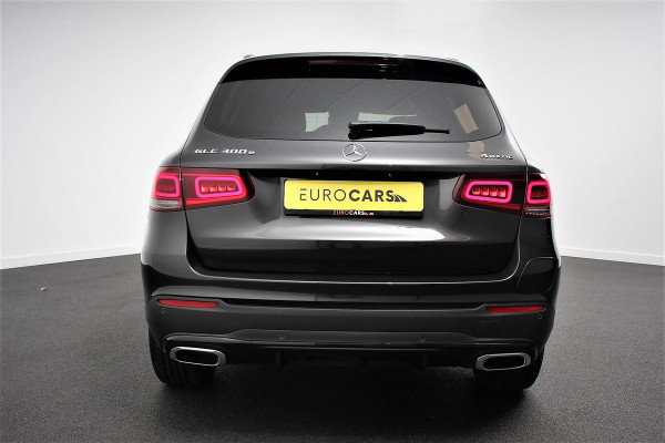 Mercedes-Benz GLC 300e 4-MATIC Business AMG Night Pack | Full LED | Trekhaak | Navigatie | PDC | Camera | MBUX
