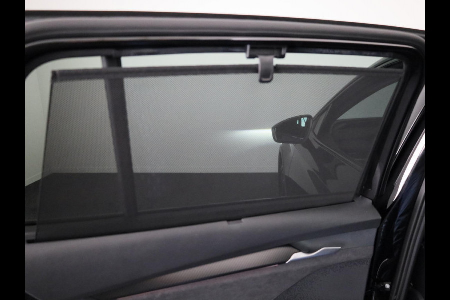 Škoda Elroq 85X RS 340pk | 17% bijtelling | Head up display | Canton Sound | 4x4 | Adaptive Cruise | Blind Spot