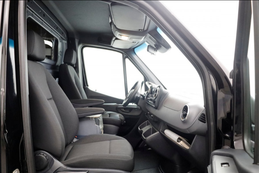 Mercedes-Benz Sprinter 319 CDI 3.0 V6 190pk L2H2 7G Automaat LED/Inrichting/Trekhaak 3500kg 07-2019
