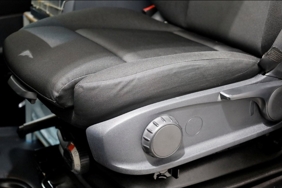 Mercedes-Benz Sprinter 319 CDI 3.0 V6 190pk L2H2 7G Automaat LED/Inrichting/Trekhaak 3500kg 07-2019