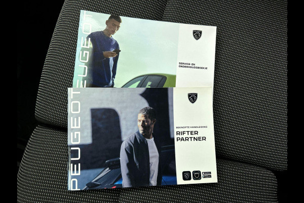 Peugeot Partner 1.5 BlueHDi 100 S&S L2 Navigatie Apple Carplay / Android Auto DAB trekhaak Cruise Control Airco Houten bekleding laadruimte