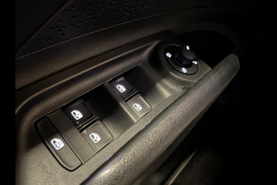 Škoda ENYAQ iV 60 SPORTLINE|TREKHAAK|AMBIENT LIGHT|KUIPSTOEL|CARPLAY|CAMERA|ACC|STUURVERW.|INCL.BTW|NL-AUTO|1e EIG.|NAP|