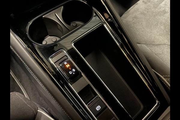 Škoda ENYAQ iV 60 SPORTLINE|TREKHAAK|AMBIENT LIGHT|KUIPSTOEL|CARPLAY|CAMERA|ACC|STUURVERW.|INCL.BTW|NL-AUTO|1e EIG.|NAP|