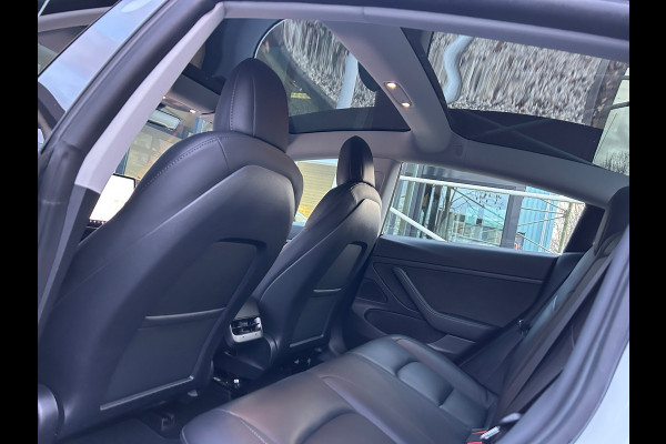 Tesla Model 3 Standard RWD Plus 60 kWh 87% SOH 1e Eigenaar NL-Auto