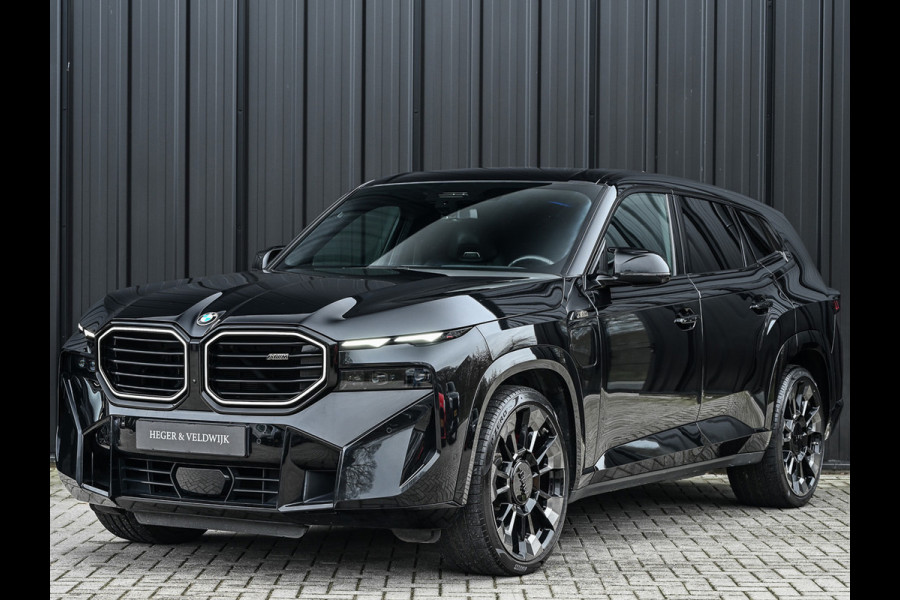 BMW XM PHEV 30 kWh V8 654 PK · M-Sport Pro · B&W Sound · M Sport differential · Adaptive M onderstel prof. · 360 Camera · Massage · Act