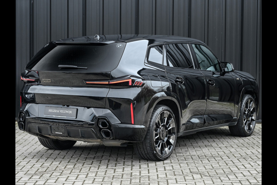 BMW XM PHEV 30 kWh V8 654 PK · M-Sport Pro · B&W Sound · M Sport differential · Adaptive M onderstel prof. · 360 Camera · Massage · Act