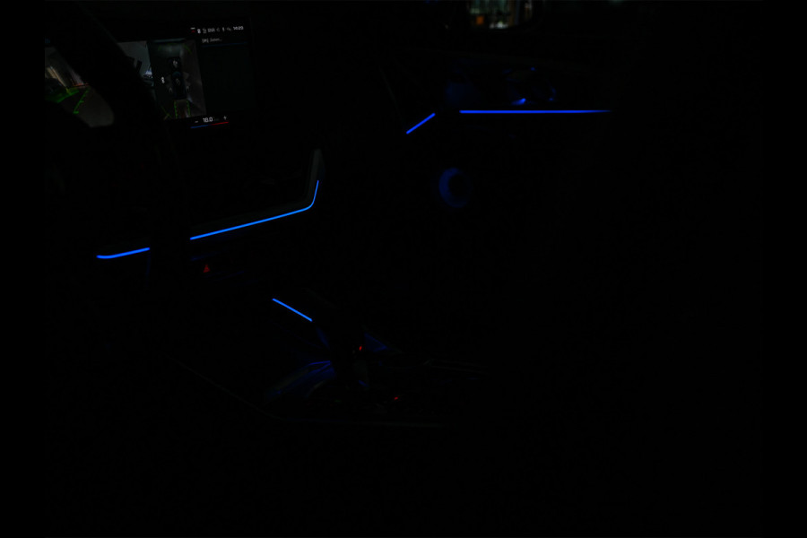 BMW XM PHEV 30 kWh V8 654 PK · M-Sport Pro · B&W Sound · M Sport differential · Adaptive M onderstel prof. · 360 Camera · Massage · Act