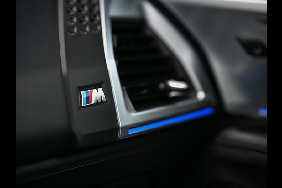 BMW XM PHEV 30 kWh V8 654 PK · M-Sport Pro · B&W Sound · M Sport differential · Adaptive M onderstel prof. · 360 Camera · Massage · Act