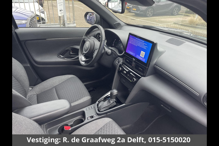 Toyota Yaris Cross 1.5 Hybrid 115 First Edition | Afneembare trekhaak | Navigatie | Apple Carplay & AndroidAUTO |