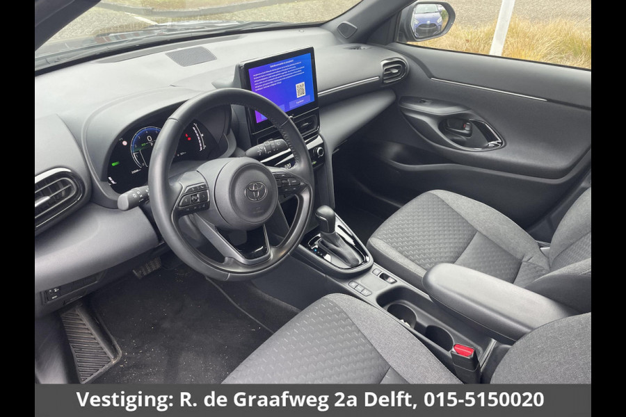 Toyota Yaris Cross 1.5 Hybrid 115 First Edition | Afneembare trekhaak | Navigatie | Apple Carplay & AndroidAUTO |