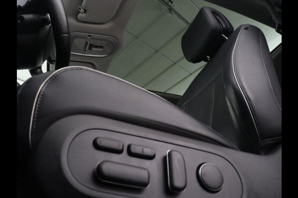 Hyundai IONIQ 5 Lounge 73kWh | Panoramadak | Stoelventilatie | Leder | Head-Up | Warmtepomp | Trekhaak | 360 Camera | Achterbankverwarming | Adaptive cruise | Navigatie | Full LED | Carplay