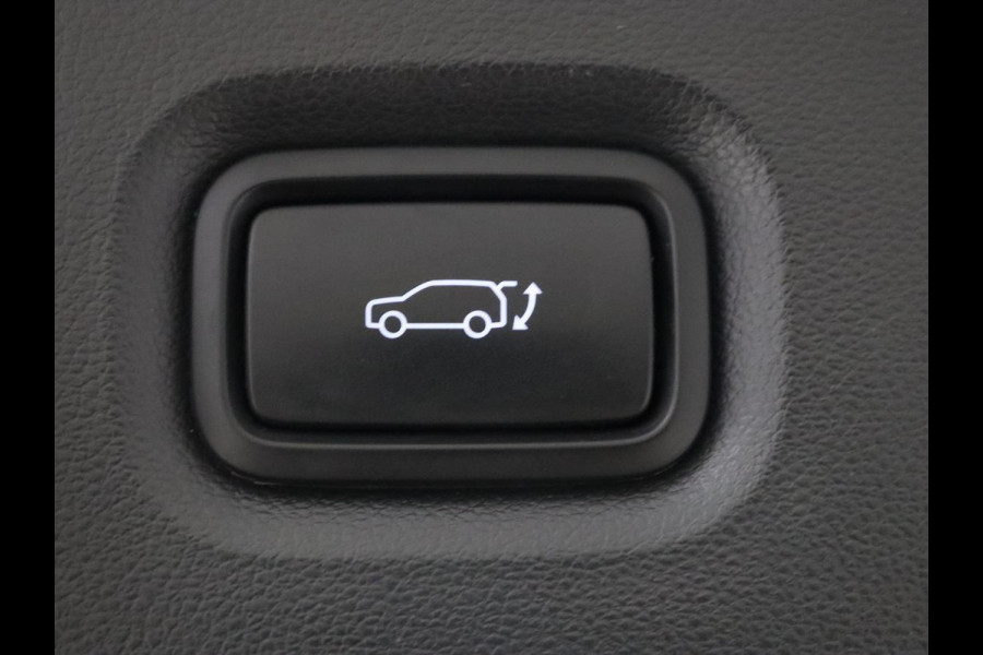 Hyundai IONIQ 5 Lounge 73kWh | Panoramadak | Stoelventilatie | Leder | Head-Up | Warmtepomp | Trekhaak | 360 Camera | Achterbankverwarming | Adaptive cruise | Navigatie | Full LED | Carplay