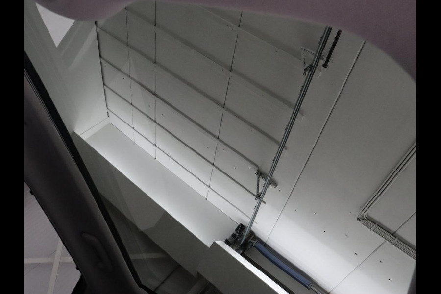 Hyundai IONIQ 5 Lounge 73kWh | Panoramadak | Stoelventilatie | Leder | Head-Up | Warmtepomp | Trekhaak | 360 Camera | Achterbankverwarming | Adaptive cruise | Navigatie | Full LED | Carplay