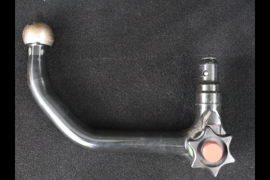 Hyundai IONIQ 5 Lounge 73kWh | Panoramadak | Stoelventilatie | Leder | Head-Up | Warmtepomp | Trekhaak | 360 Camera | Achterbankverwarming | Adaptive cruise | Navigatie | Full LED | Carplay