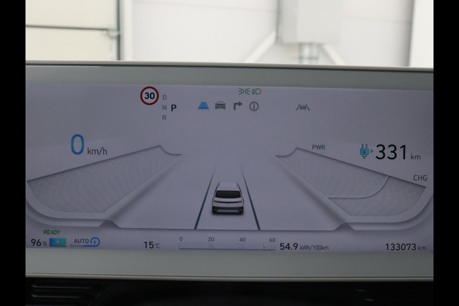 Hyundai IONIQ 5 Lounge 73kWh | Panoramadak | Stoelventilatie | Leder | Head-Up | Warmtepomp | Trekhaak | 360 Camera | Achterbankverwarming | Adaptive cruise | Navigatie | Full LED | Carplay