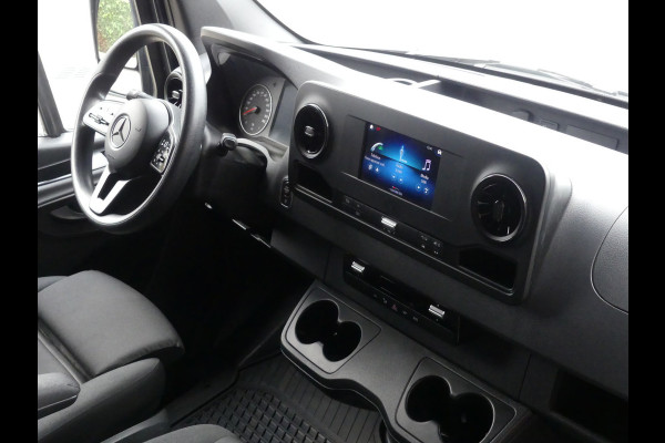 Mercedes-Benz Sprinter 319 CDI 190PK L2H2 LED/PDC/Navi/Camera