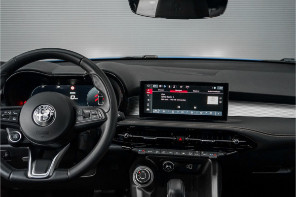 Alfa Romeo Tonale 1.3T PHEV Ti 280PK AWD CarPlay ECC ACC Camera 18"