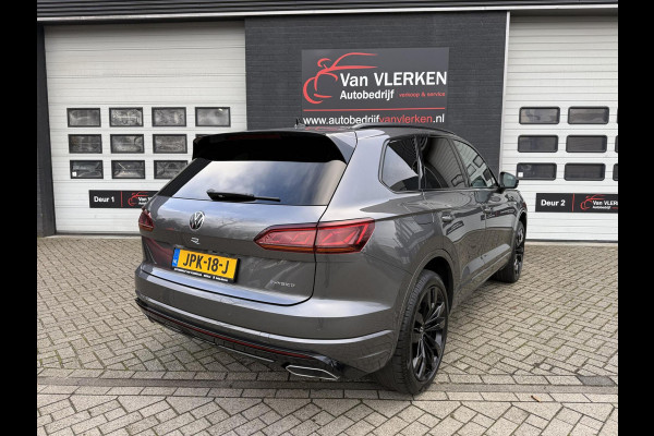 Volkswagen Touareg 3.0 TSi eHybrid 4MOTION R TREKHAAK PANO luchtvering