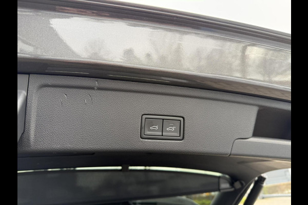 Volkswagen Touareg 3.0 TSi eHybrid 4MOTION R TREKHAAK PANO luchtvering