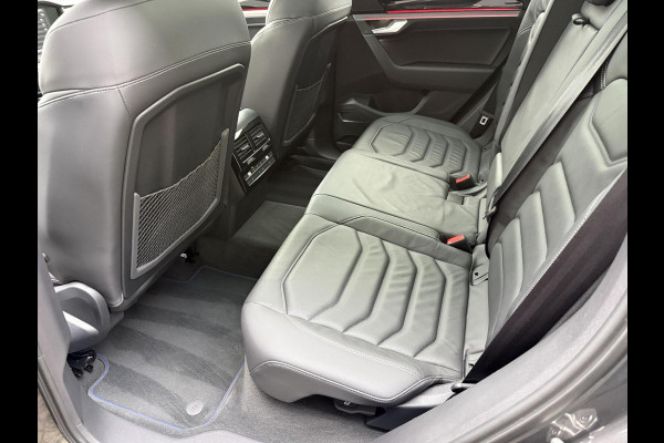 Volkswagen Touareg 3.0 TSi eHybrid 4MOTION R TREKHAAK PANO luchtvering