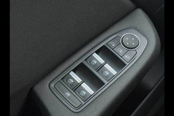 Renault Clio 1.0 TCe Intens, NAVIGATIE, climaat controle, digitaal cockpit, sensoren, 1/2 lederen sportinterieur, luxe uitvoering