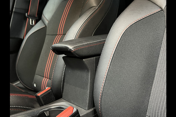 Renault Captur 1.3 TCe 160 R.S. Line| Groot Navi | Stoel, Stuur & voorruitverwarming | 18" | Led | 100% Dealer onderhouden!