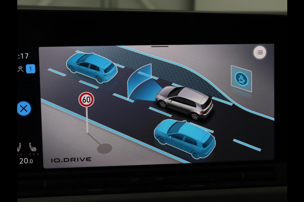 Volkswagen Golf 1.0 eTSI Life Business | Stoelverwarming | Massage | Carplay | Adaptive cruise | Sfeerverlichting | Navigatie | Park Assist | Getint glas | Full LED