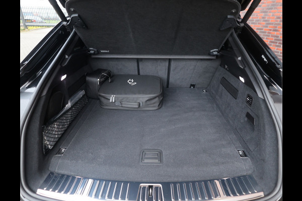 Porsche Cayenne Coupé 3.0 E-Hybrid | Sport Chrono - Passenger Display