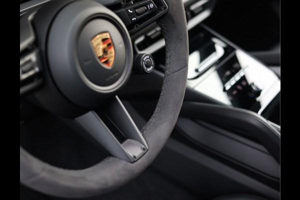 Porsche Cayenne Coupé 3.0 E-Hybrid | Sport Chrono - Passenger Display