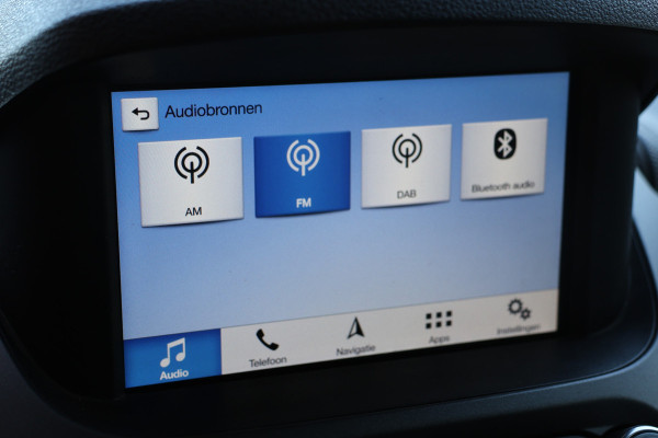Ford Transit Courier 1.0 100 PK | Navigatie | CarPlay | Cruise control | Stoelverwarming | PDC | Airco | Android auto | MF Stuur | Nieuwe APK | Dealer onderhouden