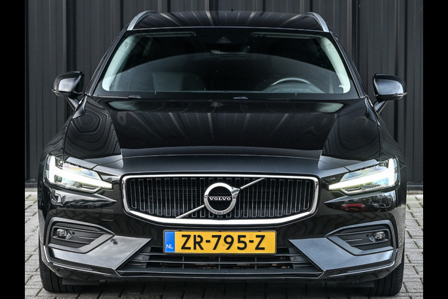 Volvo V60 2.0 D4 Momentum · Camera · Blis · Adaptive cruise · Virtual cockpit · Lane assist · Apple carplay/Android auto · Trekhaak