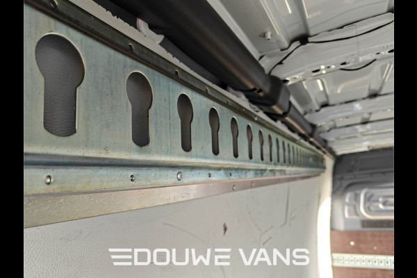 Mercedes-Benz Sprinter L3 317 Airco Cruise Control DAB MBUX Navi Geveerde Stoel
