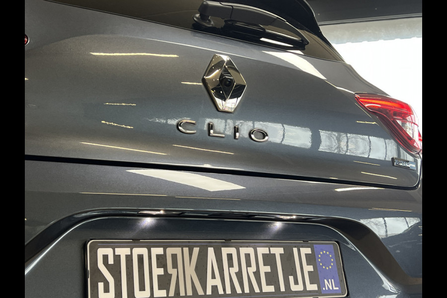Renault Clio 1.6 E-Tech Hybrid 140 Initiale Paris | Groot Navi | Bose | 360 | PDC V+A | Stoel & stuurverwarming | 17" | 100% Dealer onderhouden!