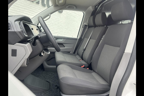 Volkswagen Transporter 2.0 TDI L2H1 28 Automaat Carplay Cruise PDC V+A DAB Airco Trekhaak
