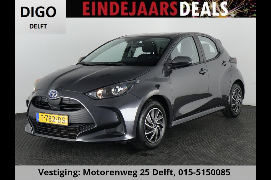 Toyota Yaris 1.5 HYBRIDE GRAYLINE NAVIGATIE GARANTIE TOT 2033 ! CAMERA.CRUISE. CLIMA.ALS NIEUW !
