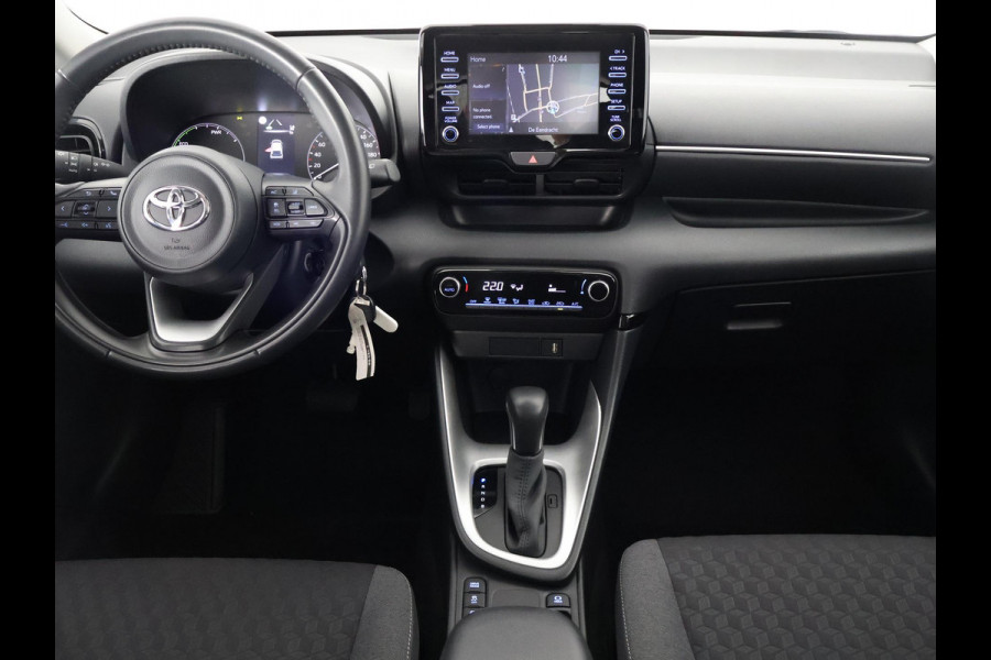 Toyota Yaris 1.5 HYBRIDE GRAYLINE NAVIGATIE GARANTIE TOT 2033 ! CAMERA.CRUISE. CLIMA.ALS NIEUW !