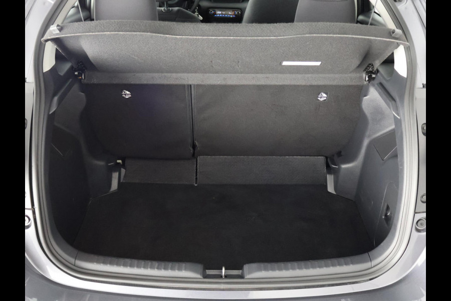 Toyota Yaris 1.5 HYBRIDE GRAYLINE NAVIGATIE GARANTIE TOT 2033 ! CAMERA.CRUISE. CLIMA.ALS NIEUW !