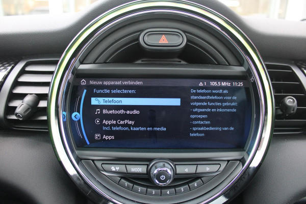 MINI John Cooper Works 2.0 231PK JCW | PANORAMISCH SCHUIF/KANTELDAK | HARMAN KARDON PREMIUM AUDIO SYSTEM | DRAADLOZE APPLE CARPLAY/ANDROID AUTO | NAVIGATIE | STOEL VERWARMING | KEYLESS ENTRY/START | SPORTONDERSTEL | 17" LICHTMETALEN VELGEN JCW "TRACK SPOKE" | JCW SPORT REMMEN | FULL LED KOPLAMPEN | UNION JACK LED ACHTERLICHTEN | PERFORMANCE CONTROL | PARKEERSENSOREN VOOR + ACHTER | 8 TRAPS SPORTAUTOMAAT | JCW ACHTERSPOILER | GETINTE ACHTERRUITEN | FULL LEDEREN BEKLEDING | WITTE STRIPING MOTORKAP EN WIT DAK | ALARM KLASSE 3 | MIDDENARMSTEUN | DRAADLOZE TELEFOONLADER | SERIOUS BUSINESS PAKKET