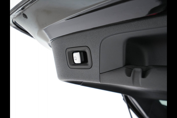 Mercedes-Benz EQC 400 4MATIC Business Solution 80 kWh (3-Fase) {SOH-93%} (INCL-BTW) *AUT | SUNROOF | WIDE-SCREEN-DIGI-COCKPIT | MEMORY-PACK | SURROUND-VIEW | KEYLESS | ARTICO-FULL-LEATHER | SPORT-SEATS | DAB+ | 19 ''*