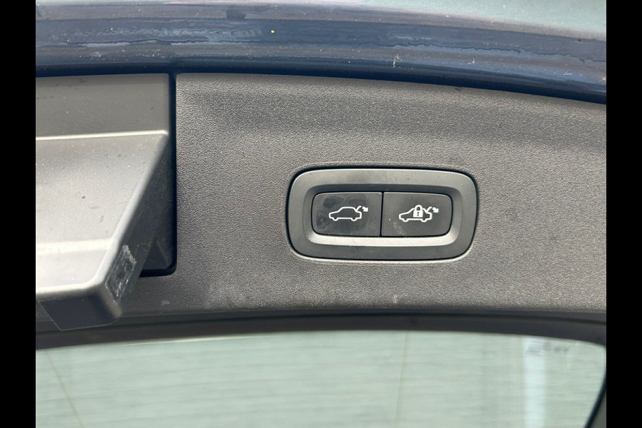 Polestar 2 Long Range 78kWh SOH 92% Leder Panoramadak Adap.Cruise Trekhaak Harman/Kardon®-Audio Memory Apple Carplay Android Auto Navi Ecc Stoel+Stuur+Achterbankverwarming Pdc Elek.Achterklep Lane Assist BLIS Road Sign Info 1e Eigenaar Origineel Nederlandse Auto