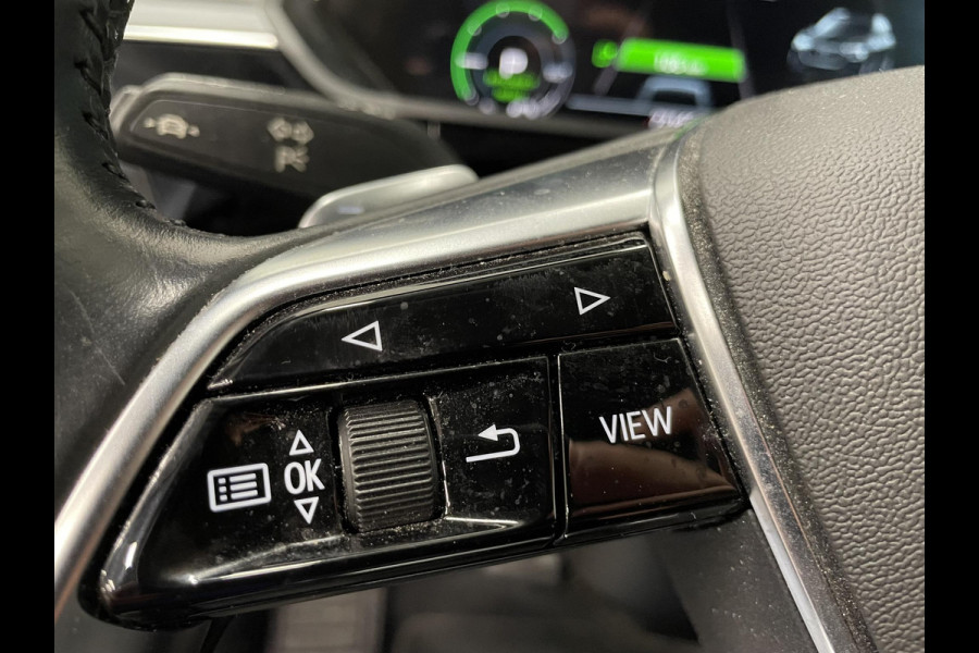 Audi e-tron 50 quattro Business edition Plus 71 kWh Panoramadak Navigatie Parkeersensoren Adaptive Cruise Control Memory stoelen Stoelverwarming Full Led Climate Control Virtual Cockpit Lichtmetalen velgen