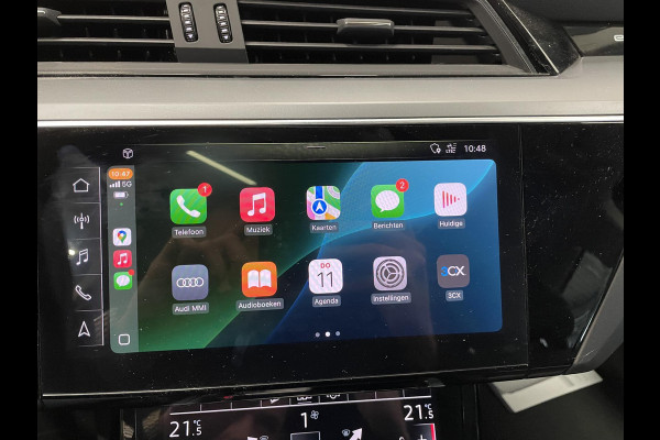 Audi e-tron 50 quattro Business edition Plus 71 kWh Panoramadak Navigatie Parkeersensoren Adaptive Cruise Control Memory stoelen Stoelverwarming Full Led Climate Control Virtual Cockpit Lichtmetalen velgen